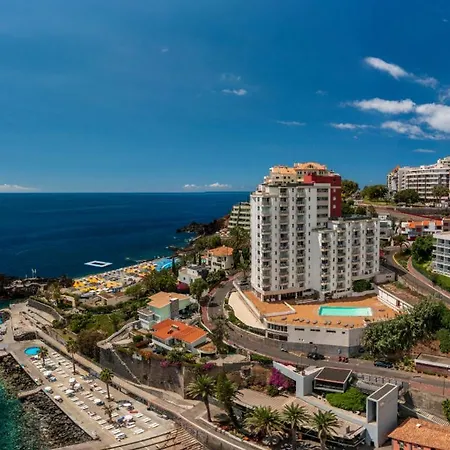 Apartment Premium Quiet Seafront Oceanbreeze Funchal (Madeira)
