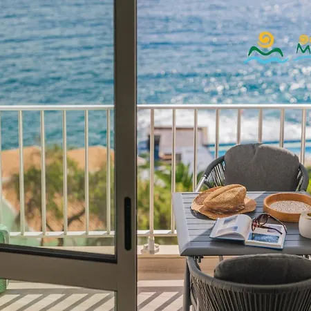 Premium Quiet Apt Funchal Seafront Oceanbreeze Apartament *